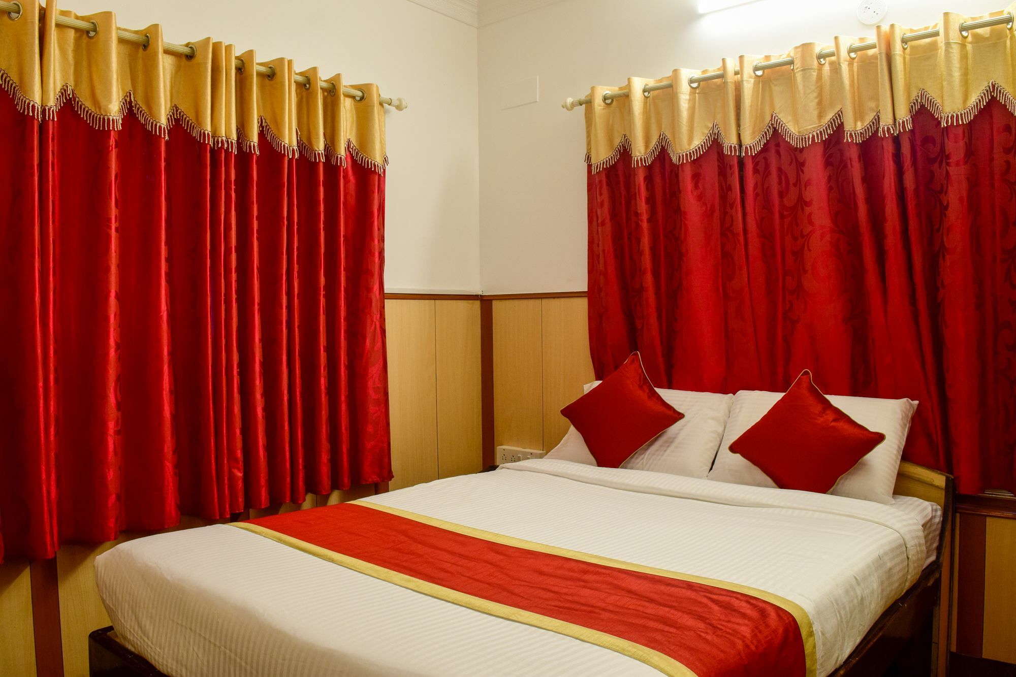 Fabhotel Shivaals Residency - Rajajinagar Bengaluru Kültér fotó